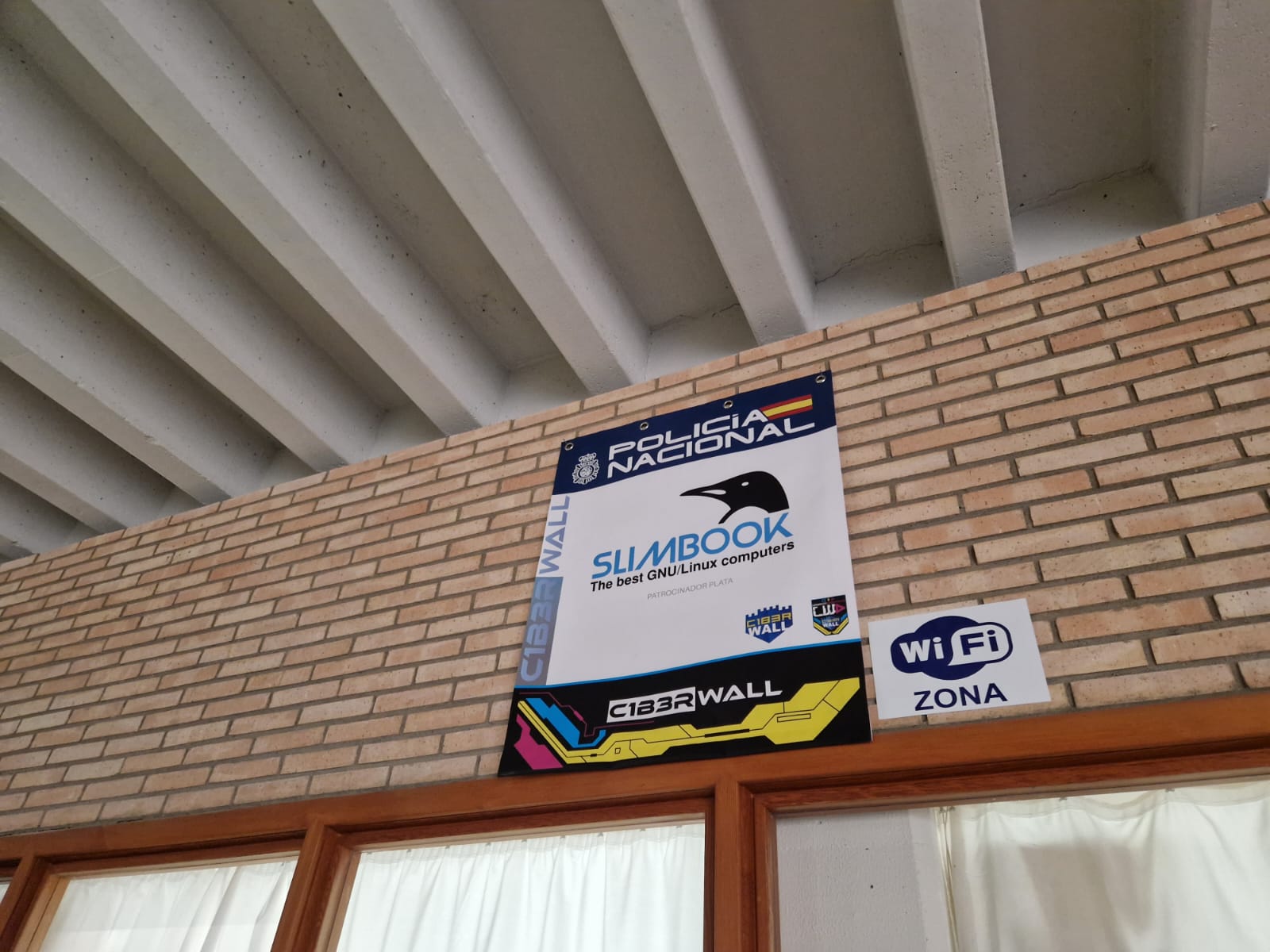 Odoo • Imagen y texto